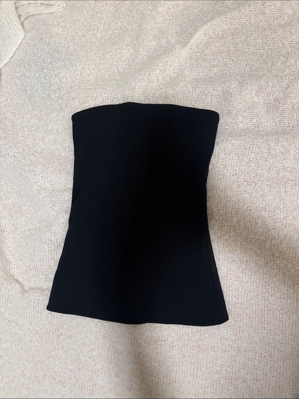 Aritzia Tube Contour